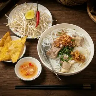 Hình ảnh Bánh canh sườn sụn ninh mềm