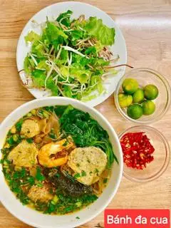 Hình ảnh Bánh đa đỏ đầy đủ thịt trần