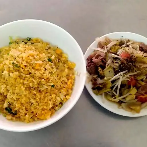 Hình ảnh Cơm rang dưa bò giòn tan