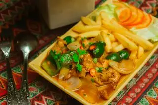 Hình ảnh Gà lúc lắc