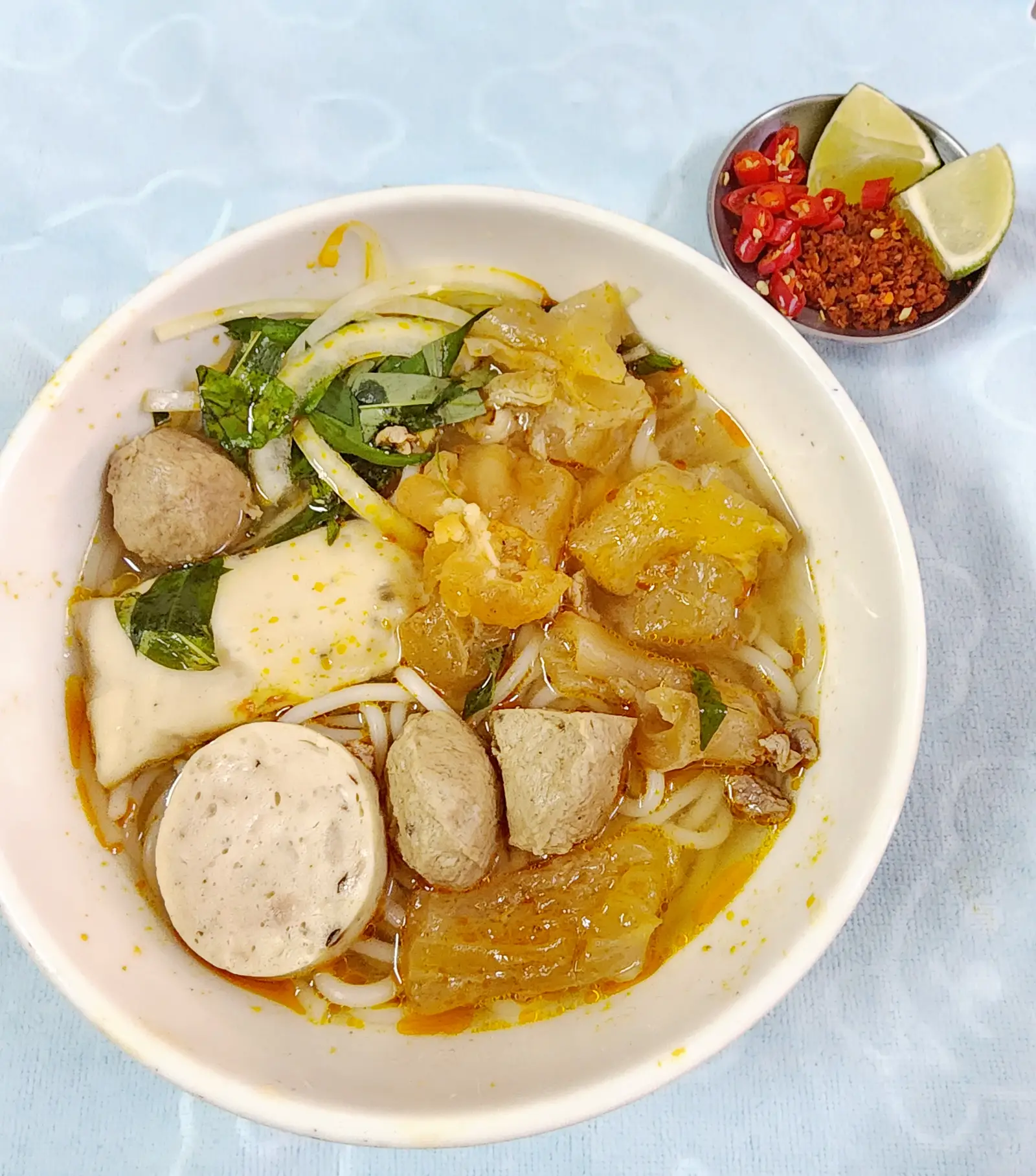 Hình ảnh Gân  Chả  Bò Viên 