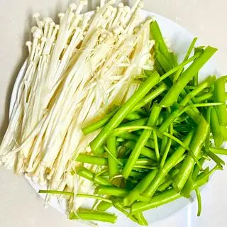 Hình ảnh RAU THÊM 