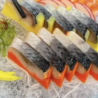 Hình ảnh SASHIMI CÁ TRÍCH ÉP TRỨNG MIX 3 MÀU
