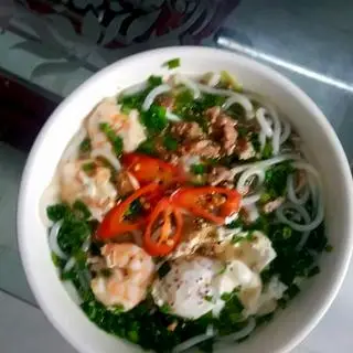 Hình ảnh Bún nước tôm bò đặc biệt