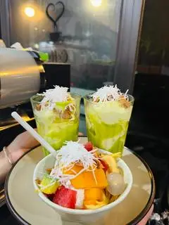 Hình ảnh Kem trộn trái Cây 