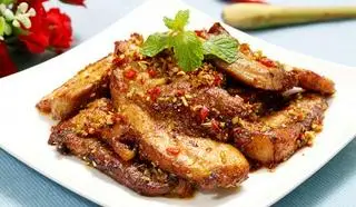 Hình ảnh Cơm ba rọi nướng ngũ vị