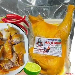 Hình ảnh Gà ủ muối hoa tiêu nửa con hút chân không