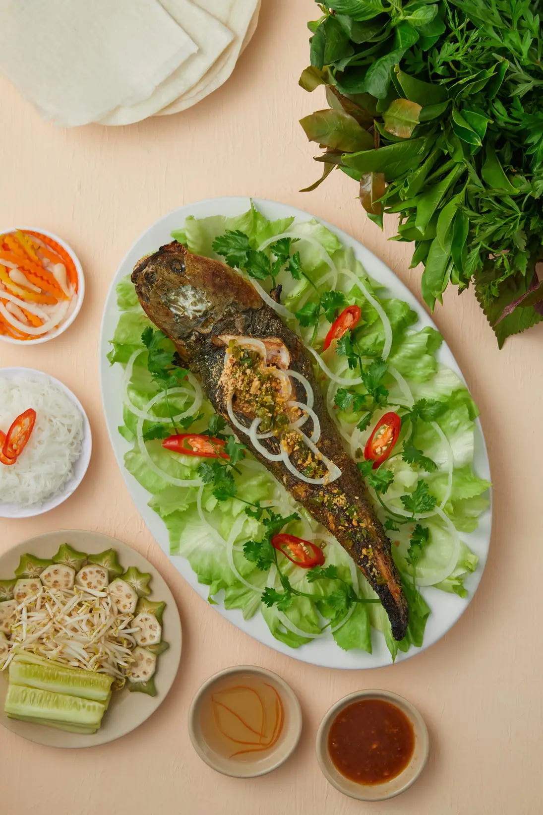 Hình ảnh Cá Lóc Nướng Lu Cuốn Bánh Tráng