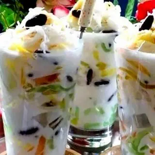 Hình ảnh chè thái đặc biệt hà nội phố_ 1 ly trà sữa side bự 