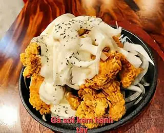 Hình ảnh Gà không xương sốt kem hành tây - nửa con