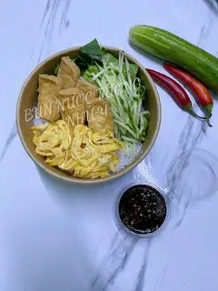 Hình ảnh Bún đậu trứng chiên