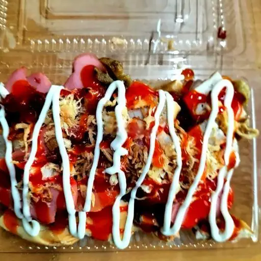 Hình ảnh BÁNH MI TRÔN XÚC XICH + BO KHÔ 