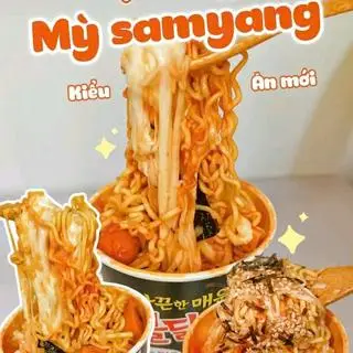 Hình ảnh Mì Samyang Xúc Xích , Thanh Cua , Phô Mai Mozzarela Kéo Sợi