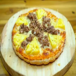 Hình ảnh Pizza Bolgnaise (Bò Dứa) 25cm TẶNG TRÀ HOẶC COCA,PEPSI,7UP,MERIDA