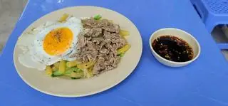 Hình ảnh Nui xào bò trứng