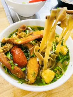 Hình ảnh Bánh đa cá