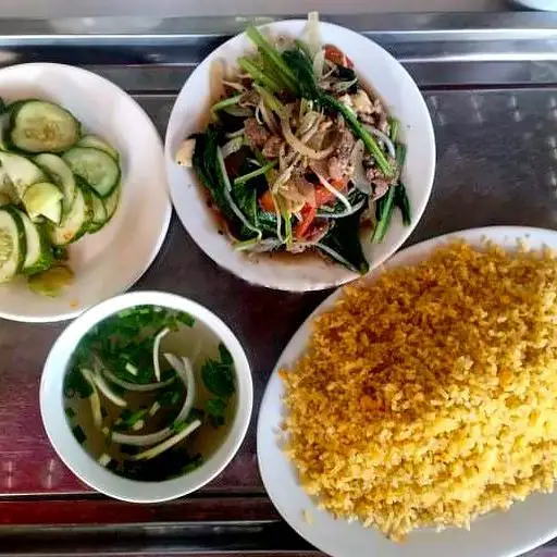Hình ảnh Cơm rang cải bò giòn tan