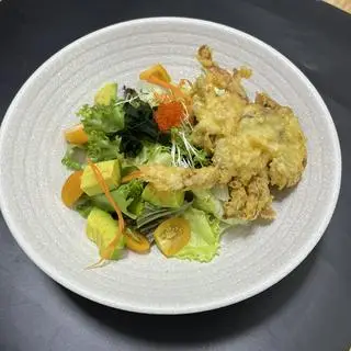 Hình ảnh Salad Soft Shell Crab Cua lột.