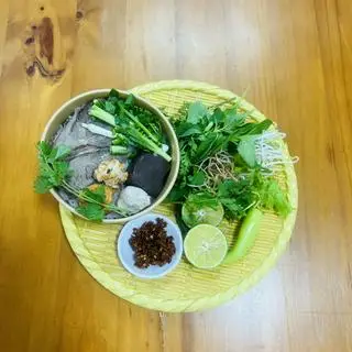 Hình ảnh Bún bò Huế_Nạm Chả