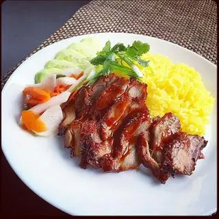 Hình ảnh CƠM RANG ĐẢO GIÒN THỊT XÁ XIU