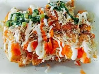Hình ảnh  bánh mì nướng muối ớt 2 ổ 