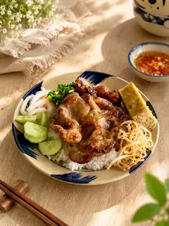 Hình ảnh Cơm tấm sườn bì chả
