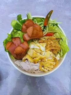 Hình ảnh Bún Trộn Xúc Xích