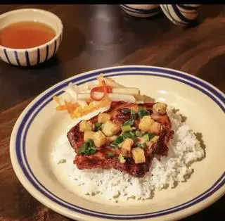 Hình ảnh Cơm sườn + 1 ly coca