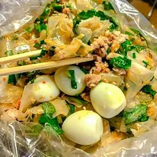 Hình ảnh Bánh tráng trộn thịt bằm