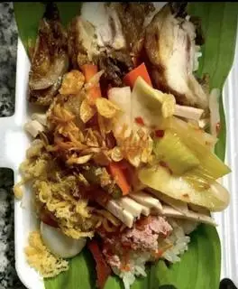 Hình ảnh Xôi thập cẩm mặn gà