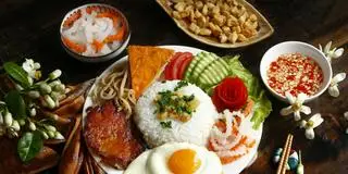 Hình ảnh Cơm tấm sườn đặc biệt 