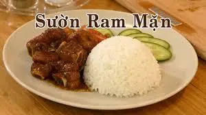 Hình ảnh Cơm sườn non ram mặn