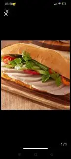 Hình ảnh bánh mì chả lụa muối tiêu