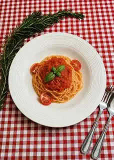 Hình ảnh Spaghetti Pomodoro - Mì Ý xốt cà chua