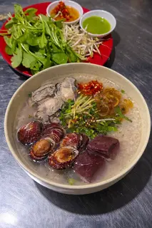 Hình ảnh Cháo Hàu + Sò Huyết
