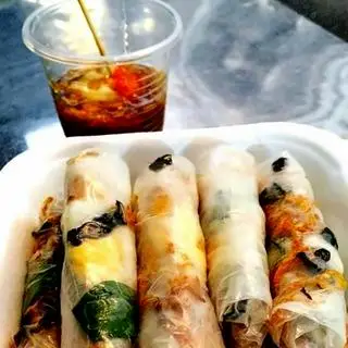 Hình ảnh Bánh tráng cuốn sốt bơ me size lớn