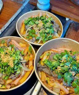 Hình ảnh Nui xào bò