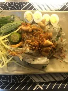 Hình ảnh Bánh tráng phơi sương mỡ hành