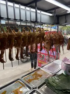 Hình ảnh Combo3 : 1 gà nướng sốt ngũ vị ,5 bánh bao ,1 cơm lam 