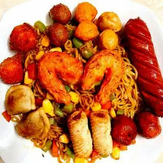 Hình ảnh Mì trộn đặc biệt