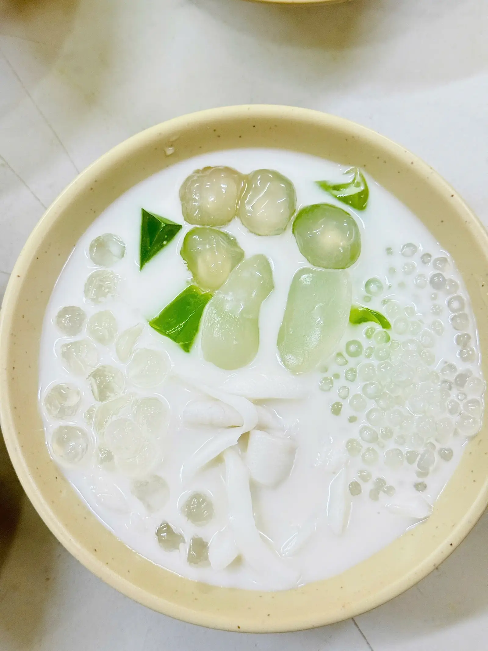 Hình ảnh chè dừa dầm