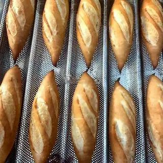 Hình ảnh Bánh mì không (4 ổ)