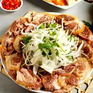 Hình ảnh Bê thui nóng phần lớn 5 lạng