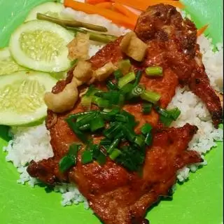 Hình ảnh Cơm Tấm Sườn