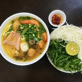 Hình ảnh Bánh Canh Thập Cẩm