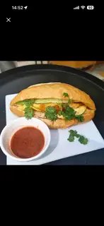 Hình ảnh Bánh mì pate trứng