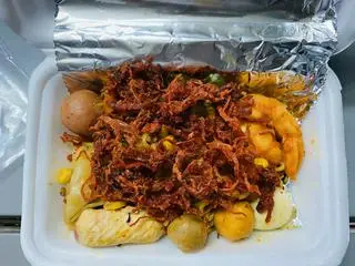Hình ảnh Mì Trộn Thập Cẩm Nhiều Mì - Bò Khô