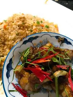Hình ảnh Cơm sườn heo Tomyum