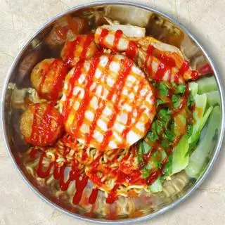 Hình ảnh Mì Trộn Trứng, Thanh Cua + Đậu Hũ Phô Mai 1 Vắt 