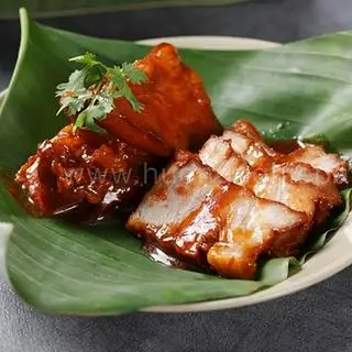 Hình ảnh Cơm xá xíu nạc giòn 